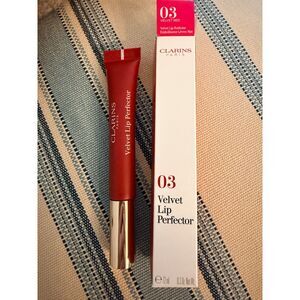 NIB Clarins Velvet Lip Perfector in 03 Velvet Red Discontinued